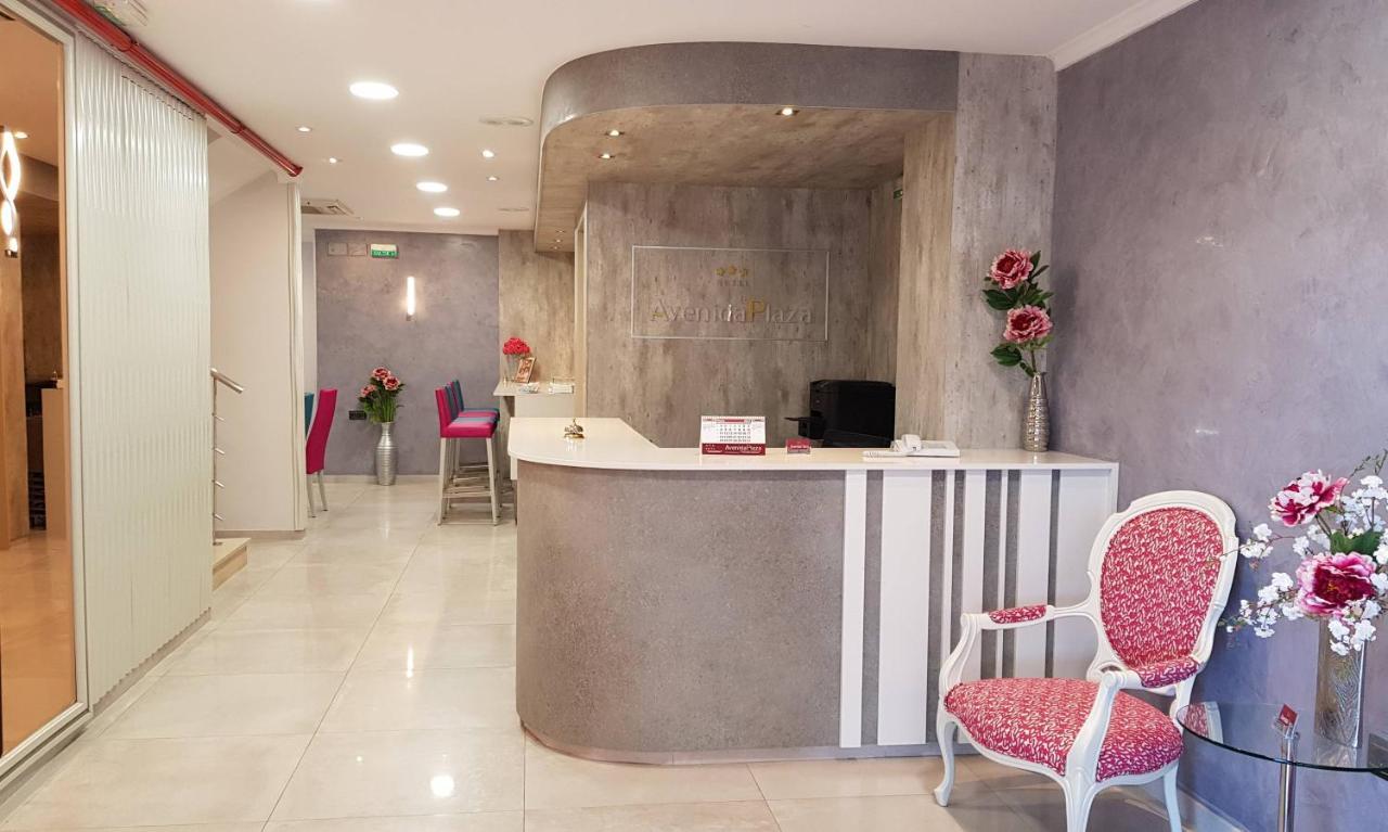 Avenida Plaza Hotel