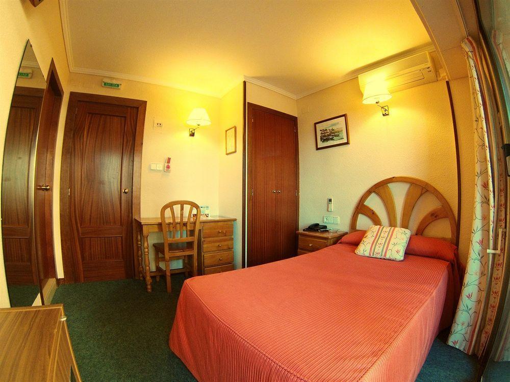 Avenida Plaza 3* Alzira